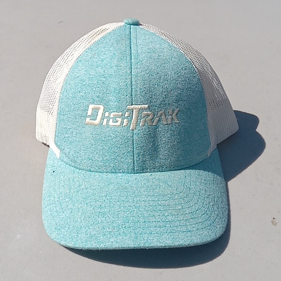 Women's hat - Picture 1 of 2